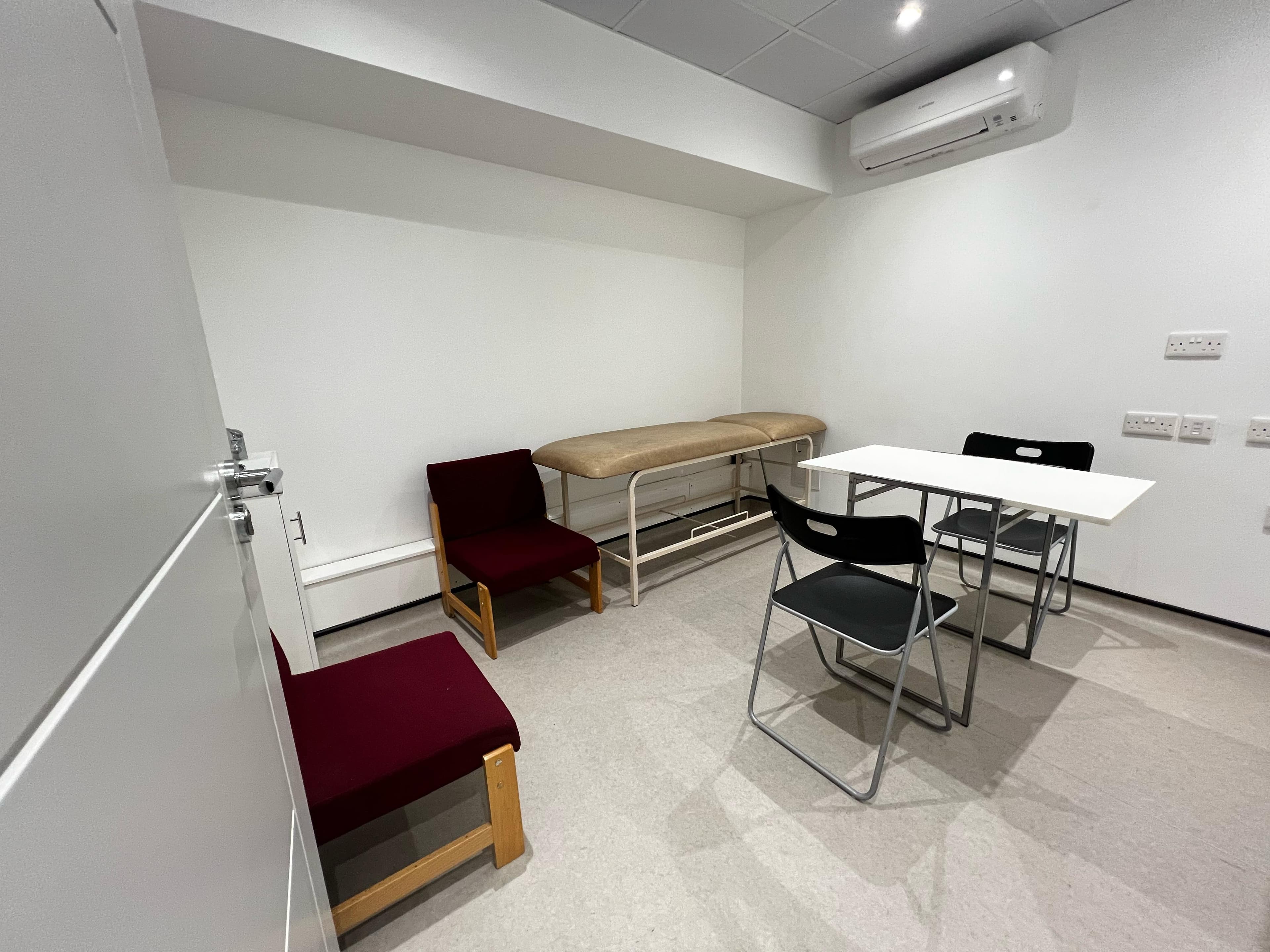 Health Therapy Beauty Aesthetics Massage Rooms To Rent SW1 WESTMINSTER, VICTORIA, CENTRAL LONDON
