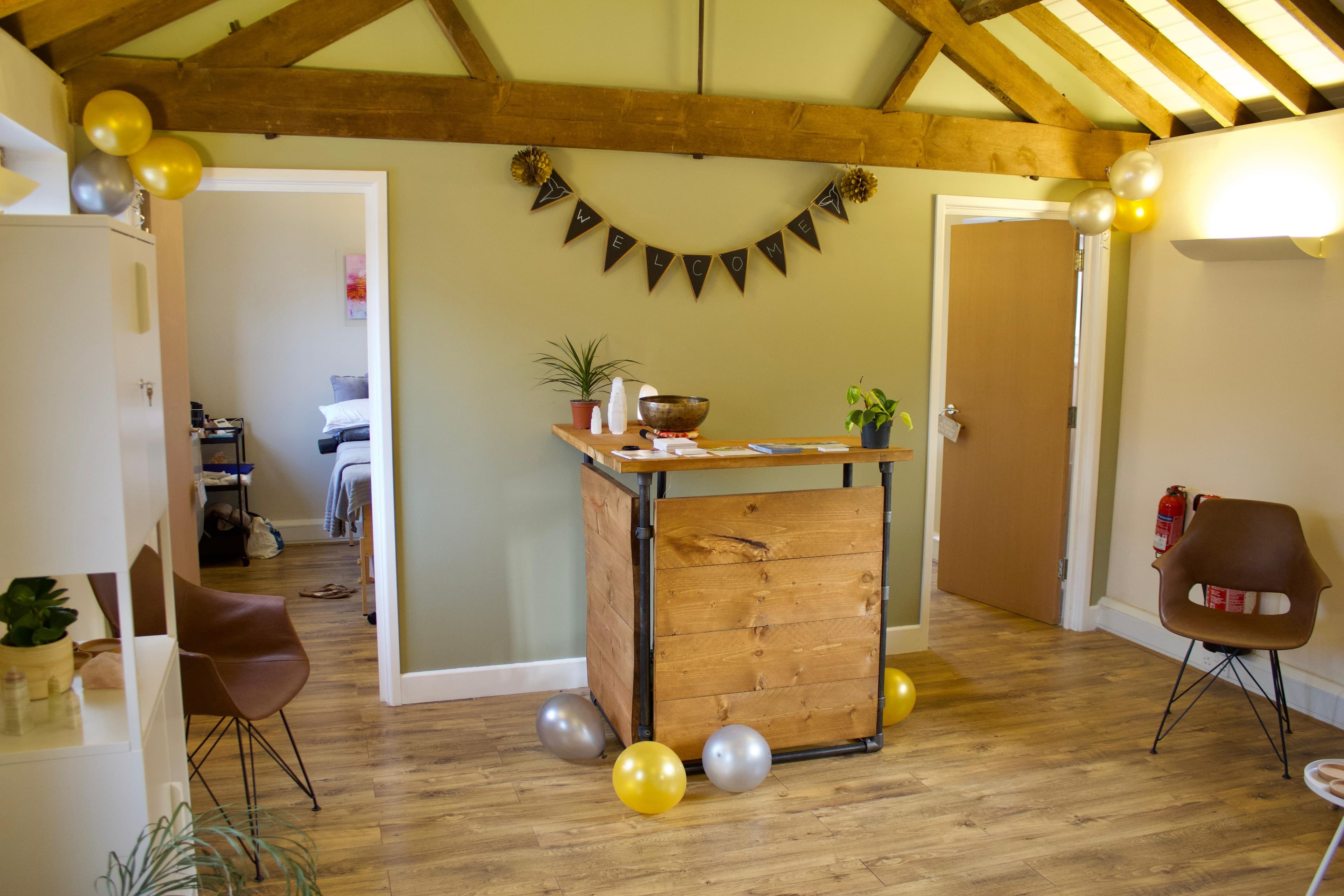 Wellness Centre-therapists wanted 
