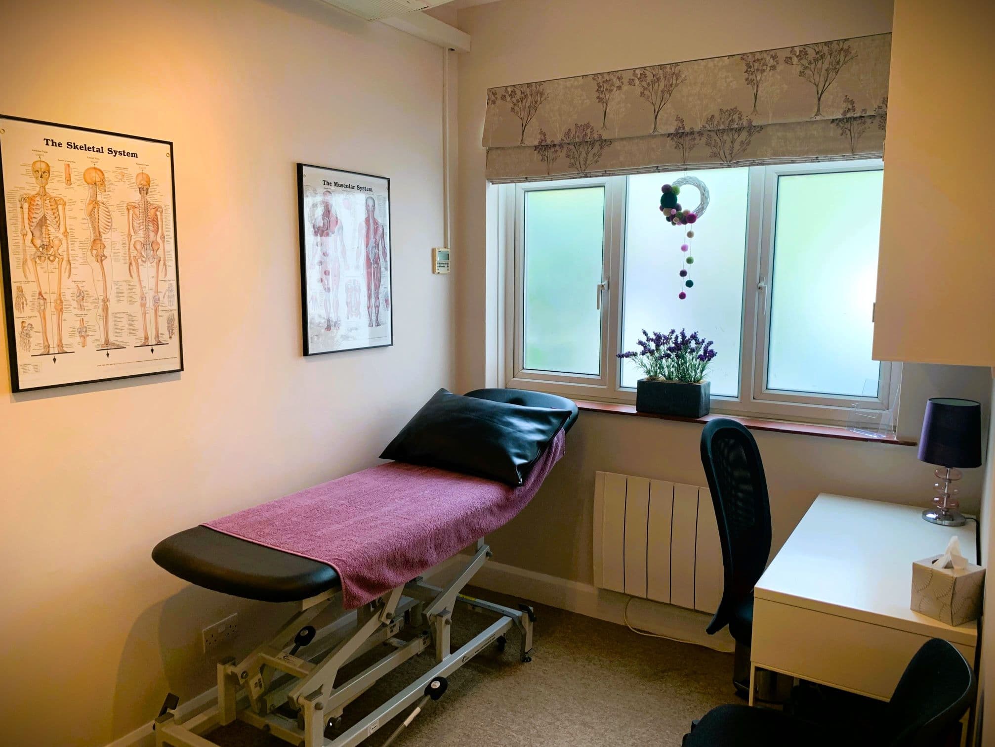 Bright, Spacious Treatment Room available to rent