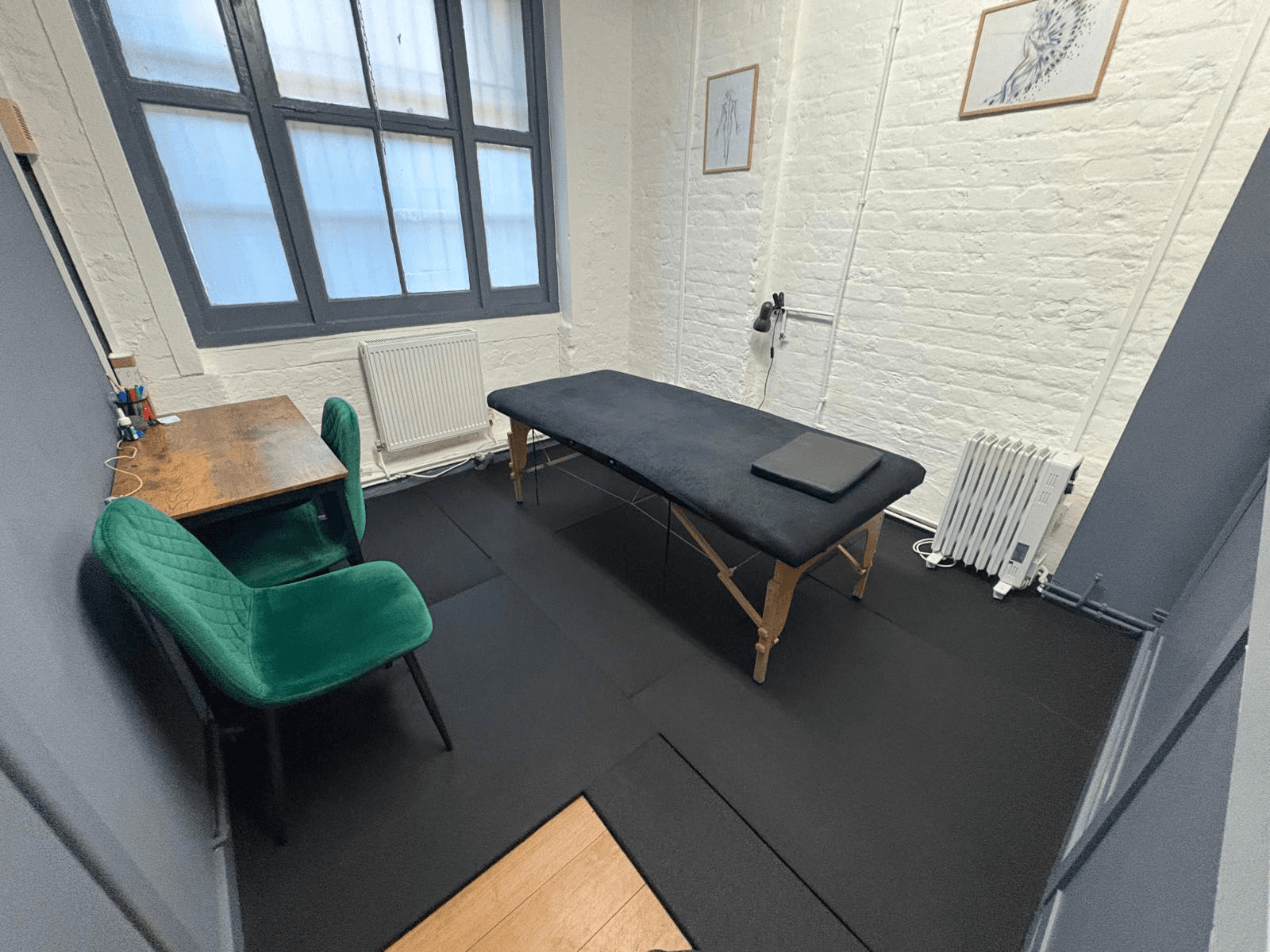 Central London Treatment Room for Rent