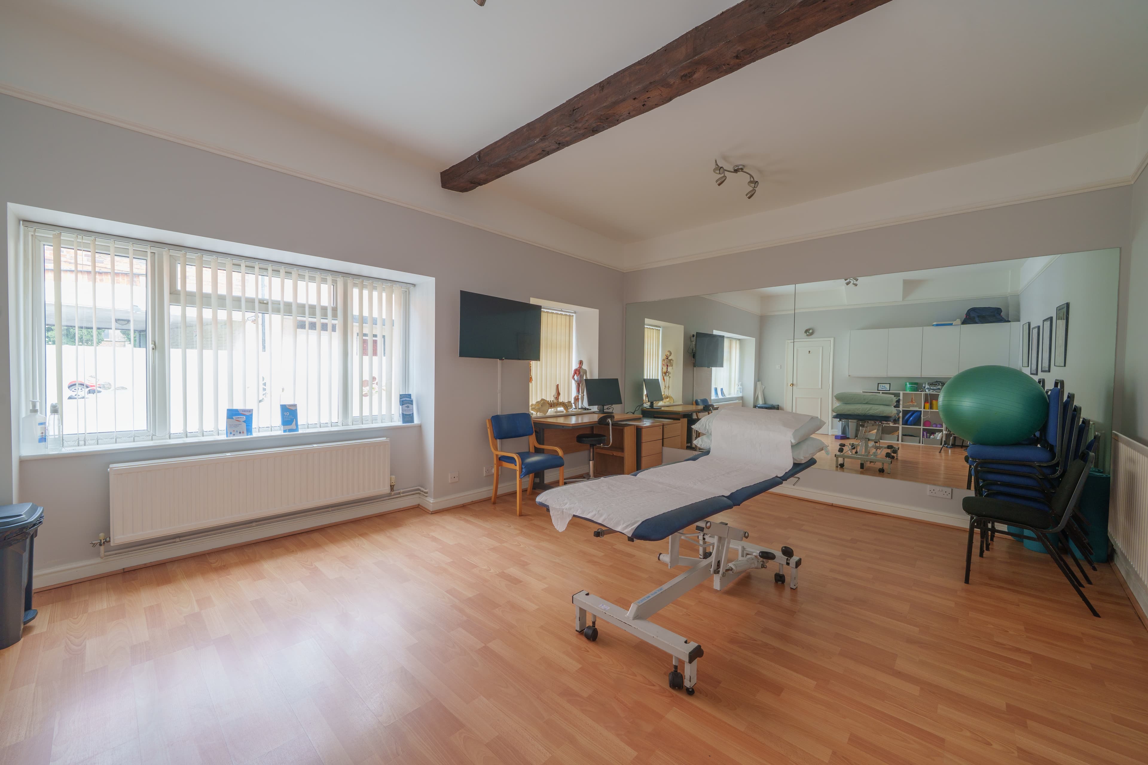 Clinic Rooms for Rent in Wellness Clinic in Faringdon, Oxfordshire