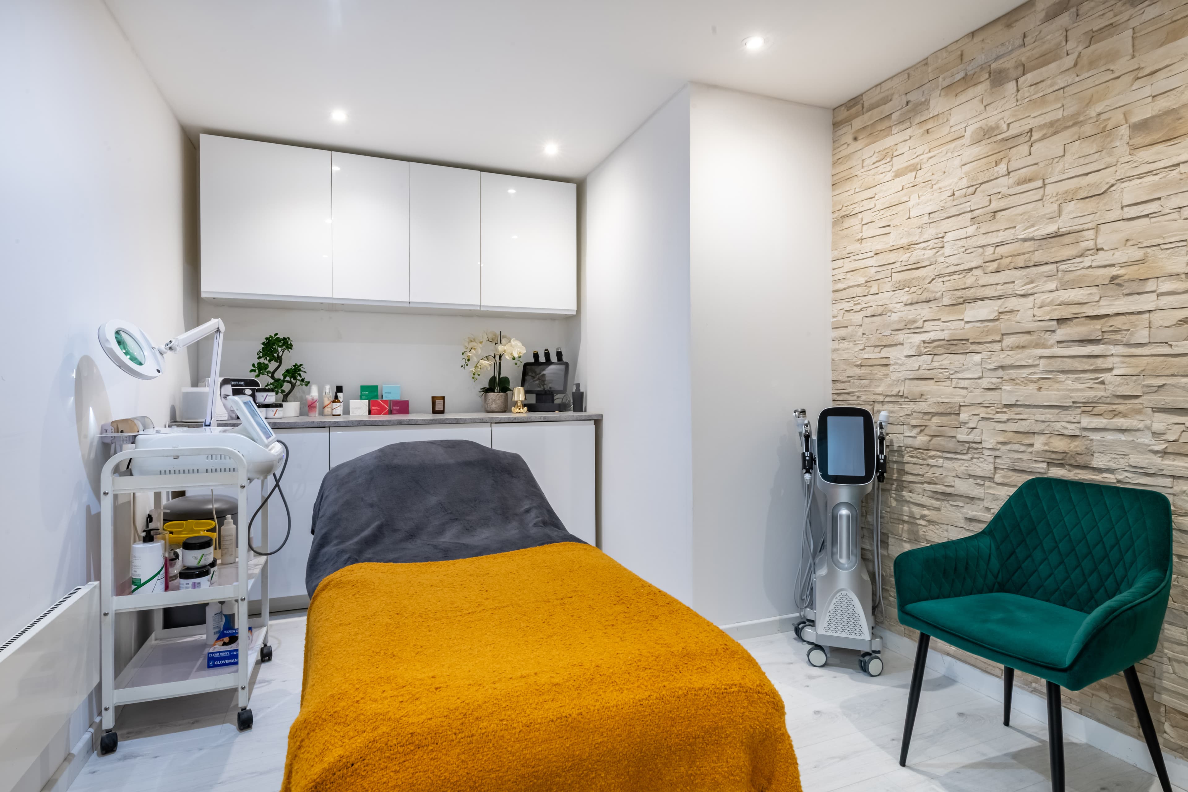 Newly Renovated, Modern Therapy Rooms in West Hampstead