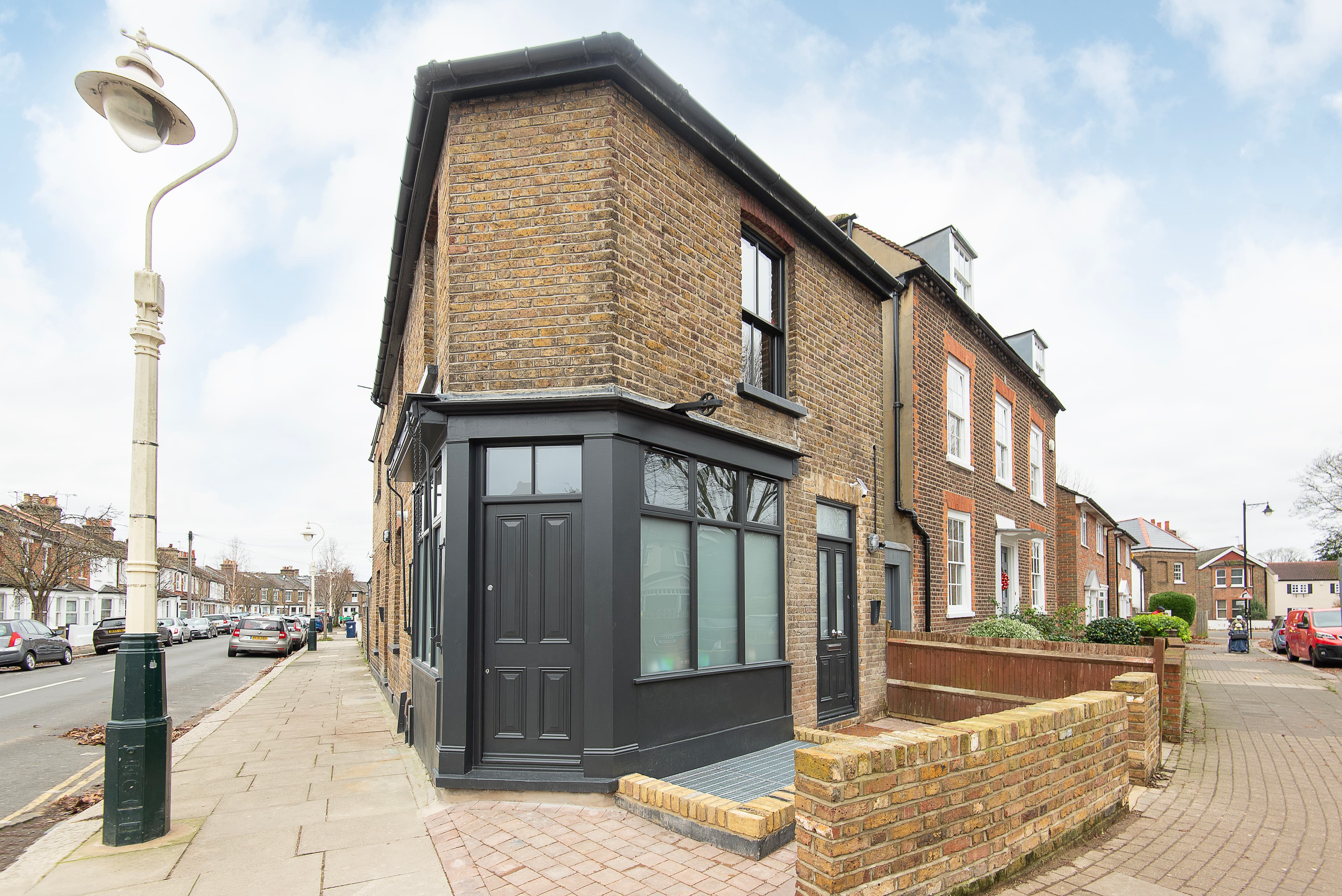 Beautiful Therapy Rooms Available for Rent in Ealing, West London