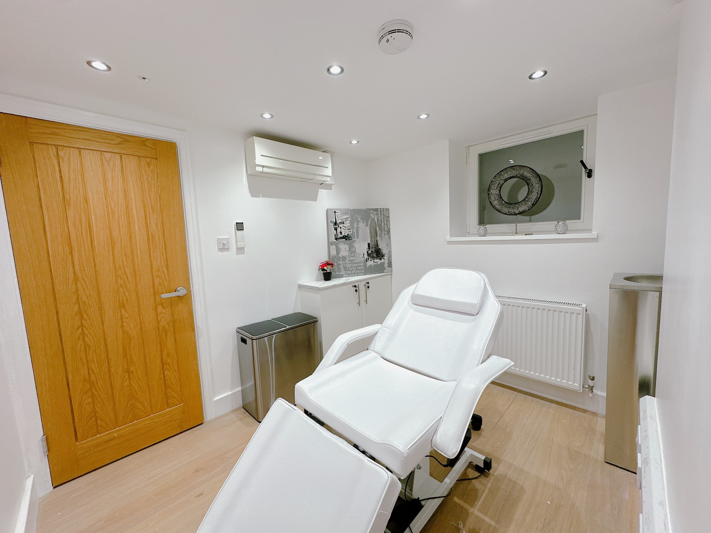PRIME LOCATION Treatment Room to Rent - Aesthetics | Beauty | Therapy | Medical | Consultations