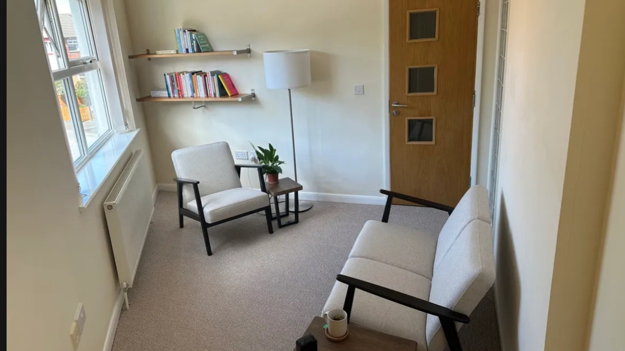 Therapy rooms available in South Liverpool 